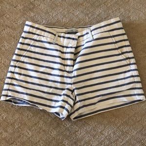 Gap striped shorts